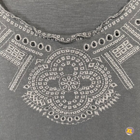 GH. Bass & Co. Women's Size XL Embroidered Tank Top Navy Blue Size NWT - Picture 3 of 12